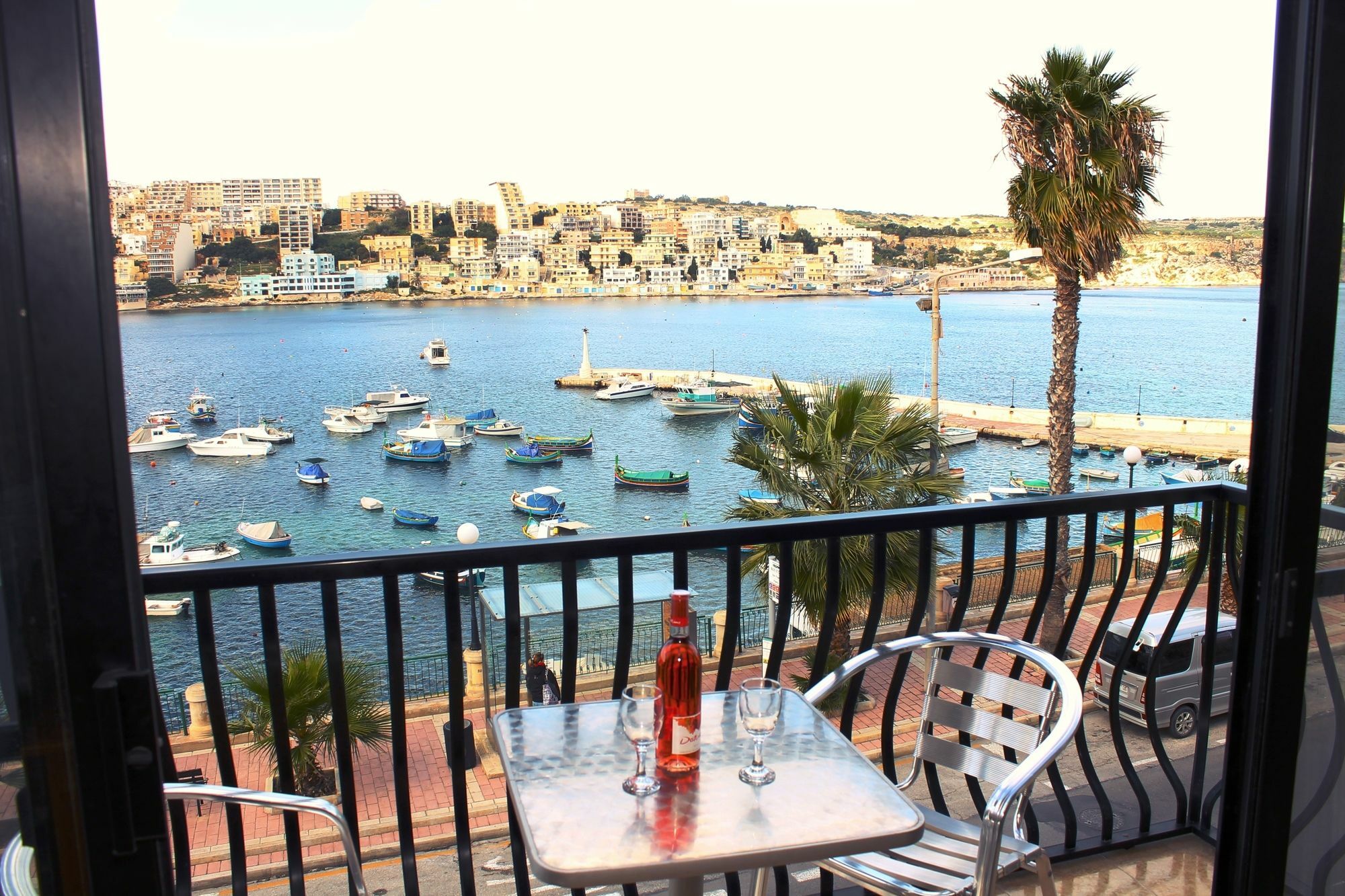 Harbour Lights Seafront 2 Bedroom Apartments With Panoramic Sea Views - By Getawaysmalta Сент-Полс-Бей Екстер'єр фото